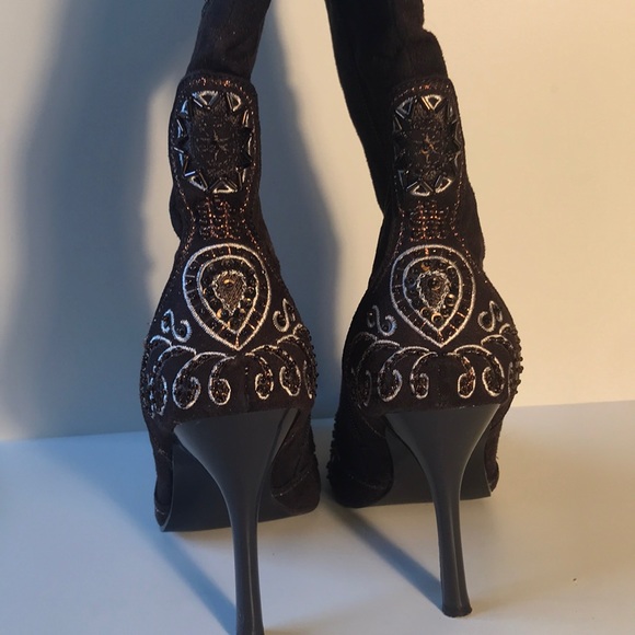 Beautiful Brown Embroidered Knee High Boot - Picture 5 of 8